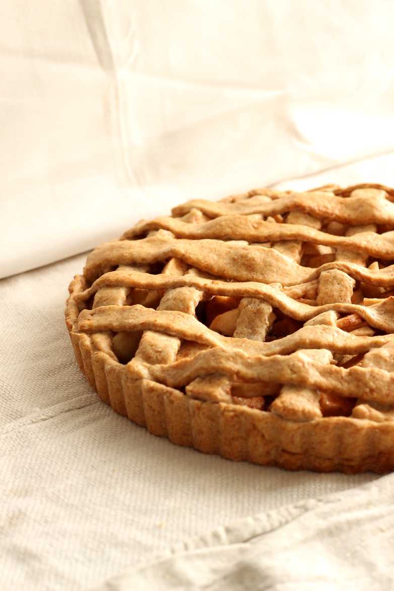 American Apple Pie mit Dinkelvollkornmehl