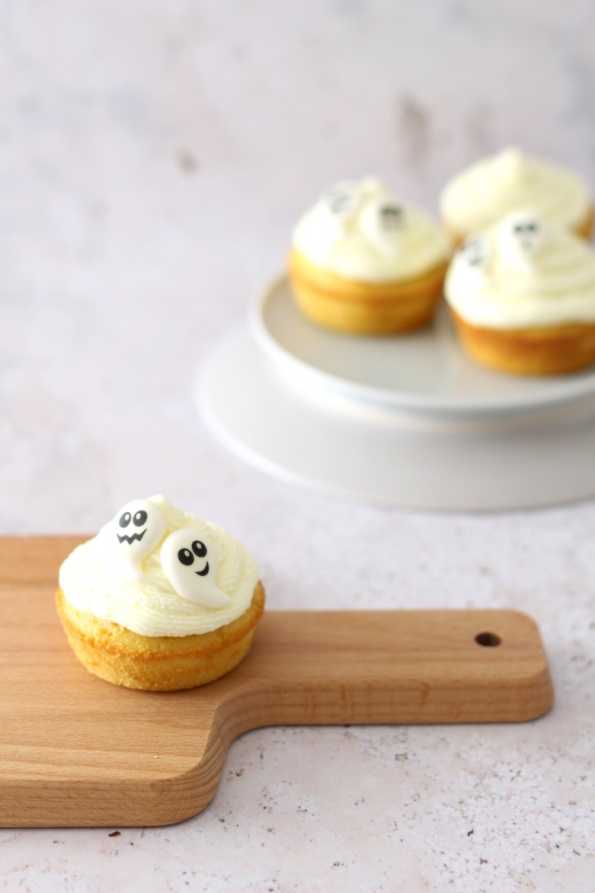 Einfache Gespenster Cupcakes