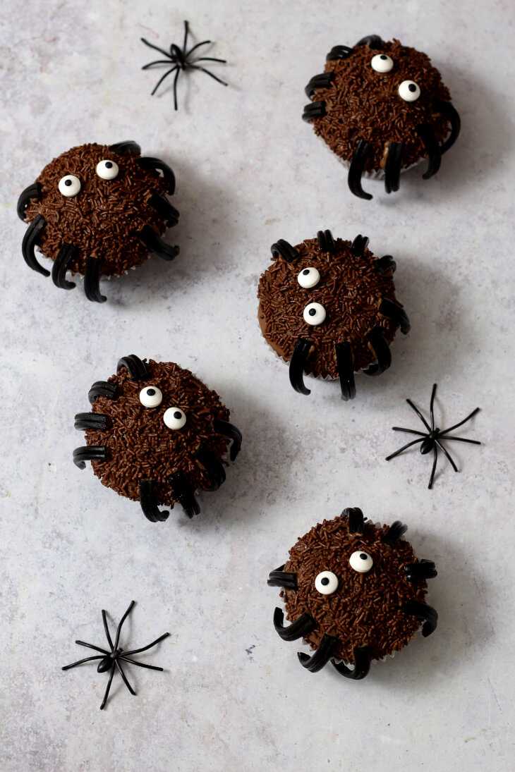 Spinnenmuffins Halloween Rezept | bäckerina.de