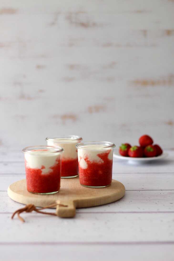 Erdbeer Dessert im Glas | bäckerina.de