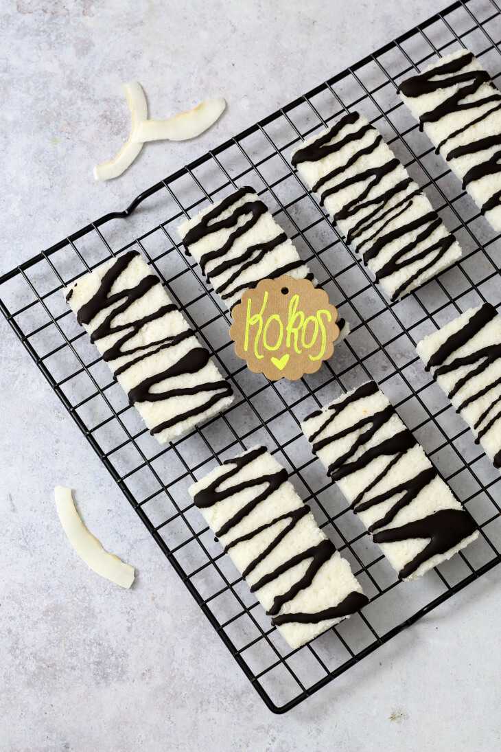 Kokos Riegel selbst machen ohne Backen | bäckerina.de